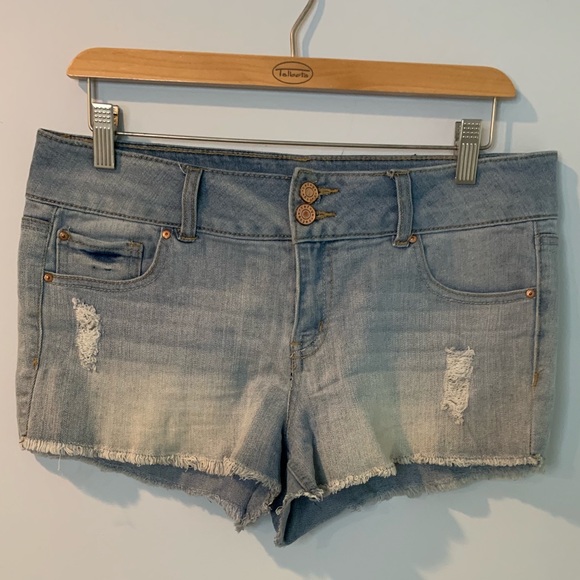 Jean shorts - Picture 1 of 3